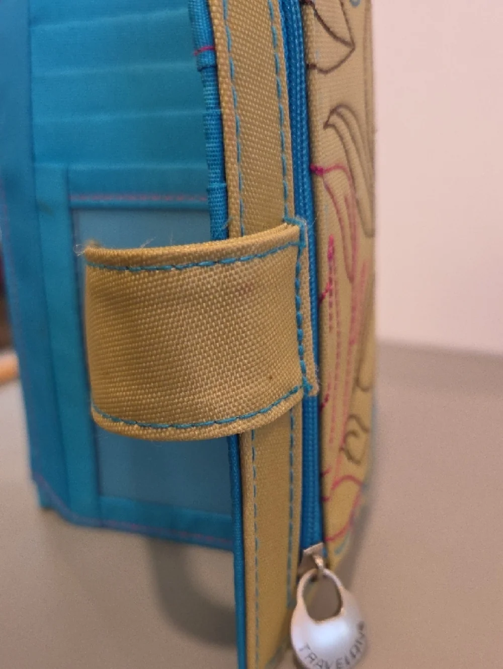 Travelon Canvas Floral-Print Women’s Wallet - Beige - Picture 7 of 8